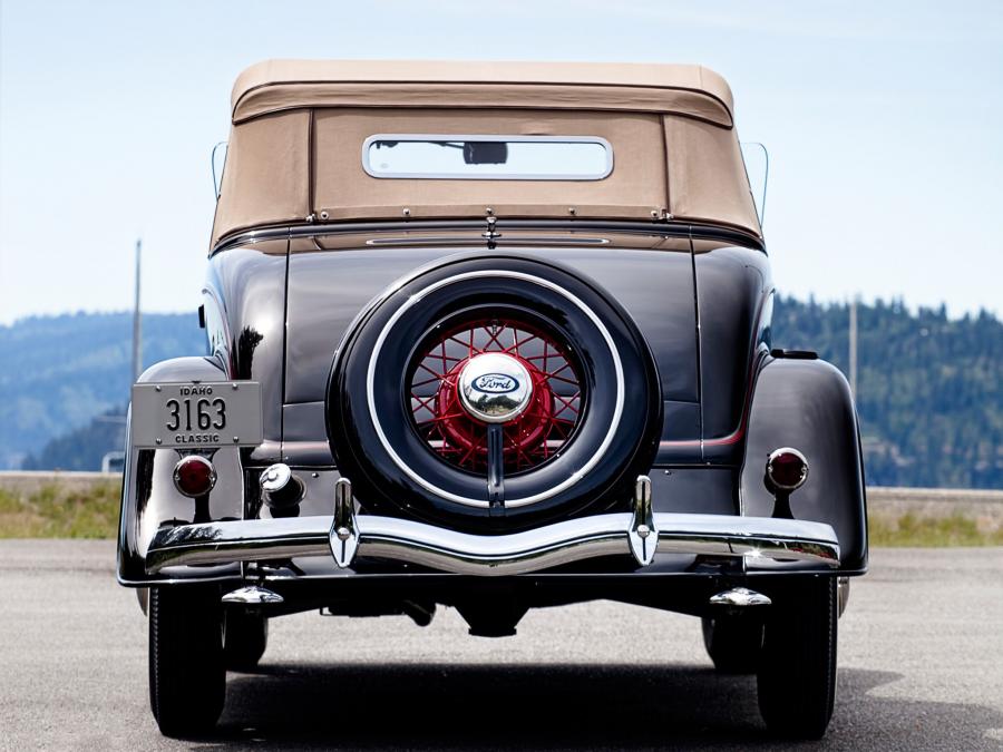  Ford V8 Deluxe Roadster 1934 года  (фото 11 из 30)